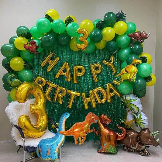 Décoration anniversaire dinosaure